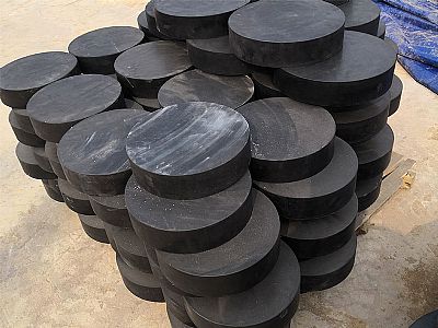 云南板式橡胶支座由若干层橡胶片与薄钢板经加压硫化